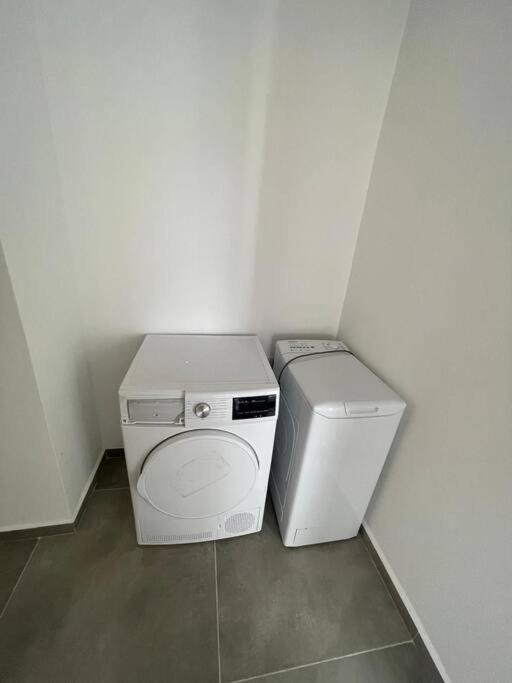 Beautiful 2-Bedroom Sea-View Apartment Netanya Exterior foto